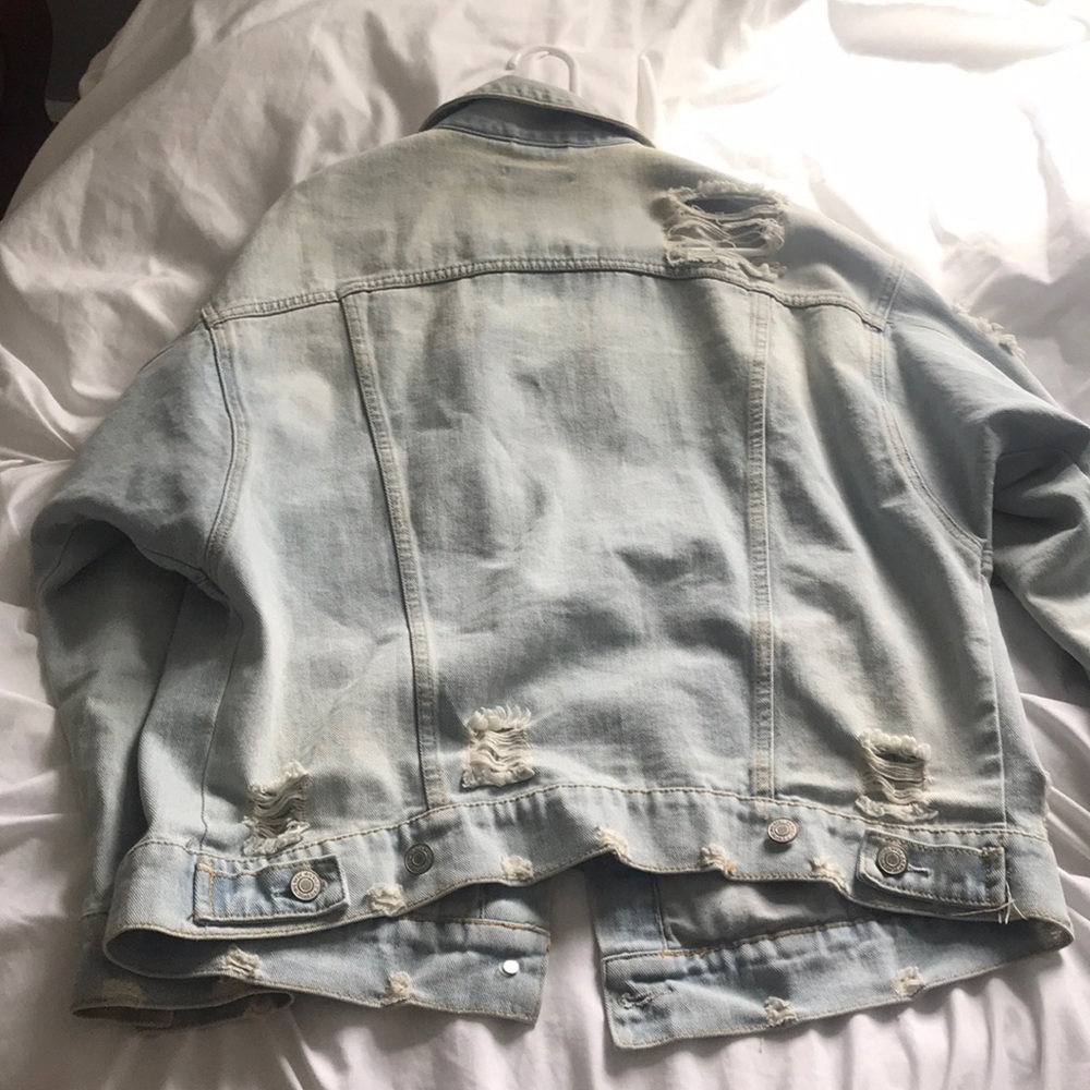 Distressed Jean jacket - Picture 2 of 2